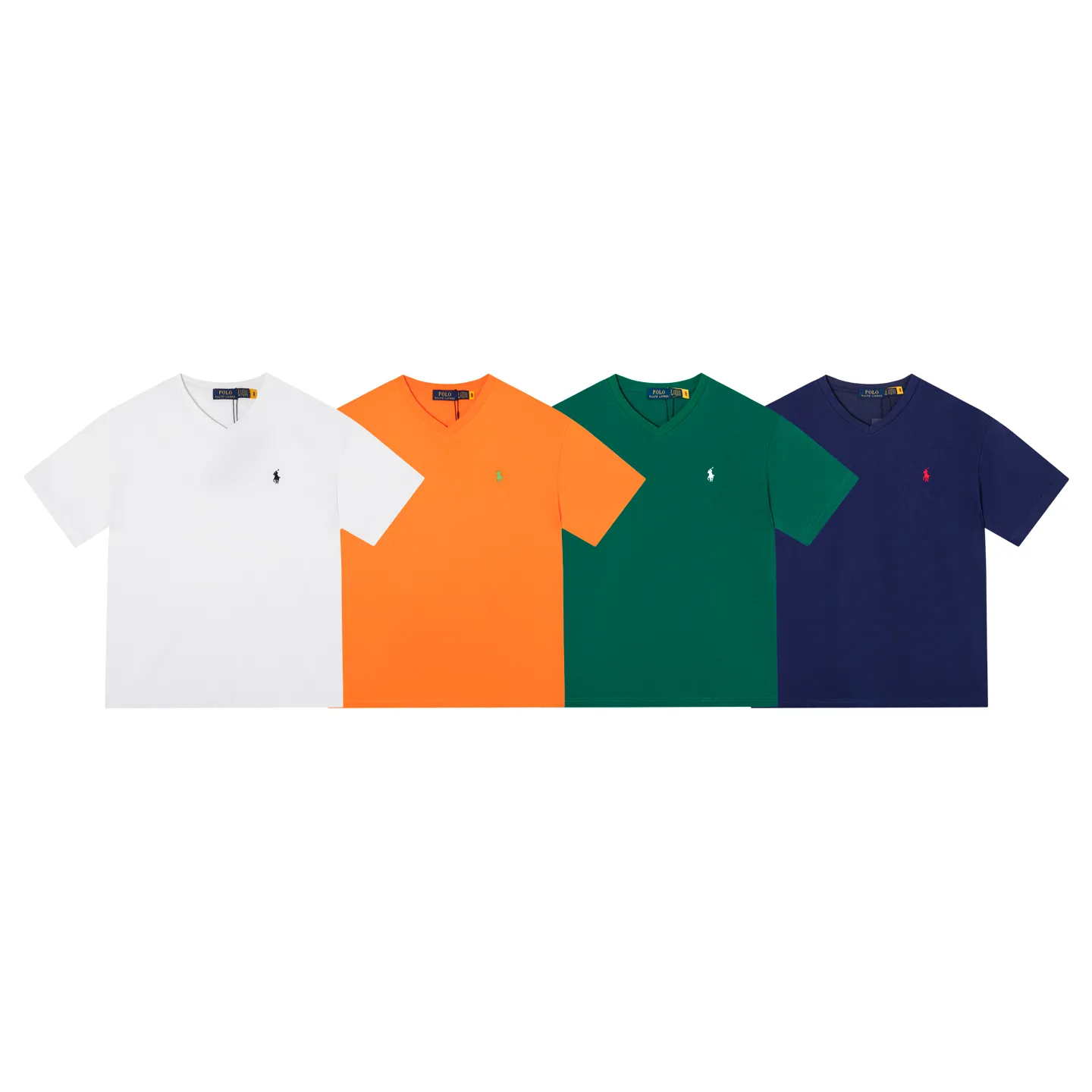 P126 Style number: 512 Ralph Lauren/Ralph Lauren 2025 new summer color matching pure cotton 240g Tajima embroidery V-neck T-shirt. The main logo on the neck has a QR code mark, which can be scanned for verification. The Tajima embroidery machine imported from Japan is used to create the pony mark, which is brightly colored. Distinguish the low-quality products on the market. 32 counts, 240g hydrophilic toner, 100% cotton fabric, comfortable and soft, highly breathable, focusing on high-end cost-effectiveness, needless to say good quality. Available in a variety of colors, both boys and girls can try this genderless style, giving them a yuppie tone in no time. Immerse yourself in your leisurely style, and have your own style in retro. Natural, vivid and very French romantic feelings, perfectly integrating youthful atmosphere and trend. Color: white, orange, navy blue, dark green Size: S-xL S Shoulder width 44 Bust 104 Sleeve length 23 Clothing length 72 M Shoulder width 45 Bust 108 Sleeve length 24 Clothing length 74 L Shoulder width 46 Bust 112 Sleeve length 25 Clothing length 76 xL Shoulder width 47 Bust 116 Sleeve length 26 Clothing length 78